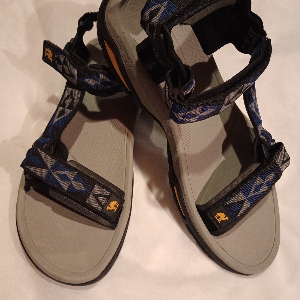 Camel Crown Men Hiking Sandals